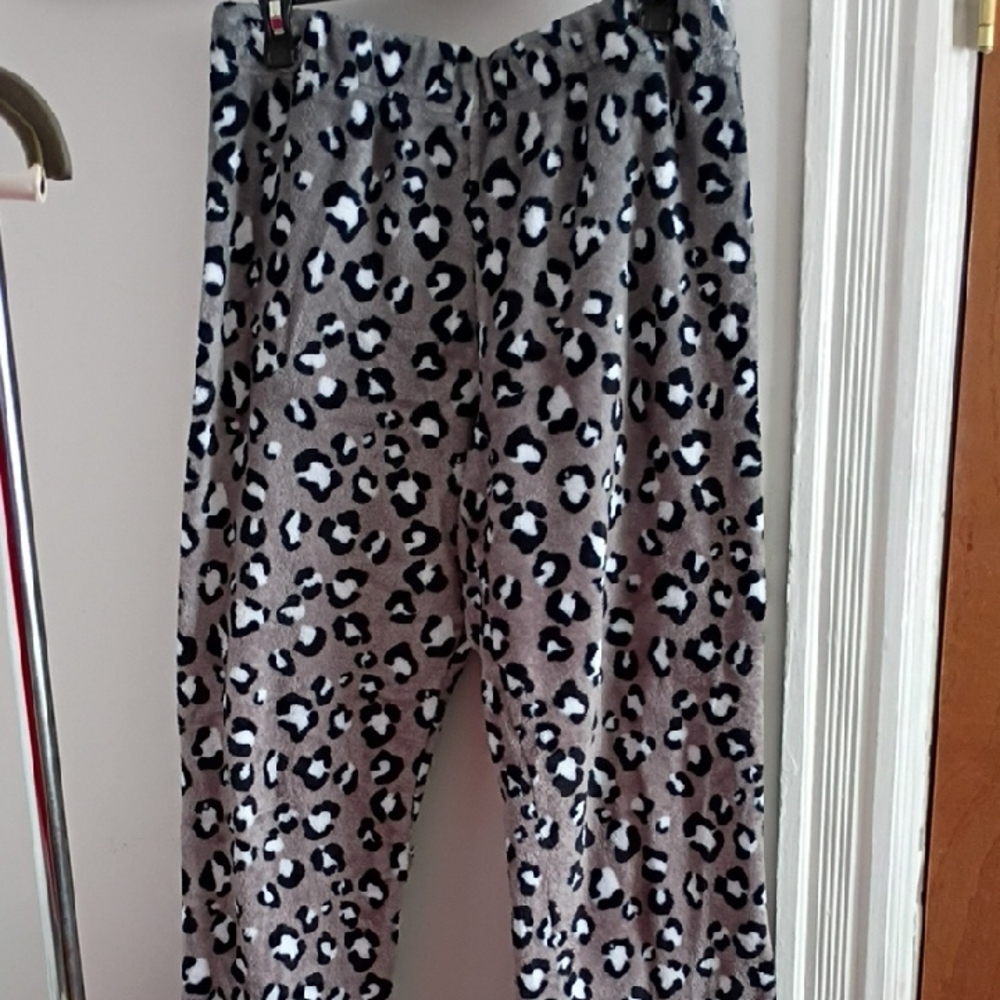 Just Be Gray Leopard Print Pajama Pants